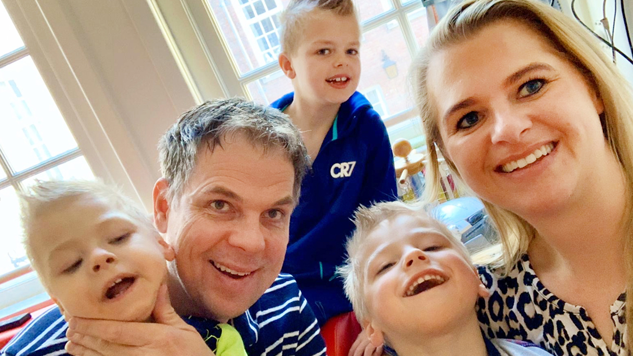 Elke dag is er één - Nieuw-Volendam