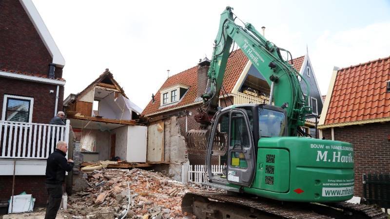 Sloop van woning op de Meerzijde