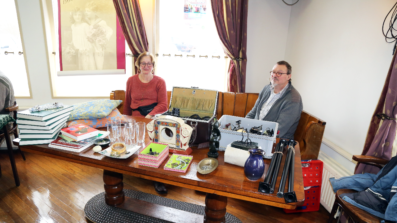 Winterrommelmarkt in Dorpshuis De Zwaan in Hobrede