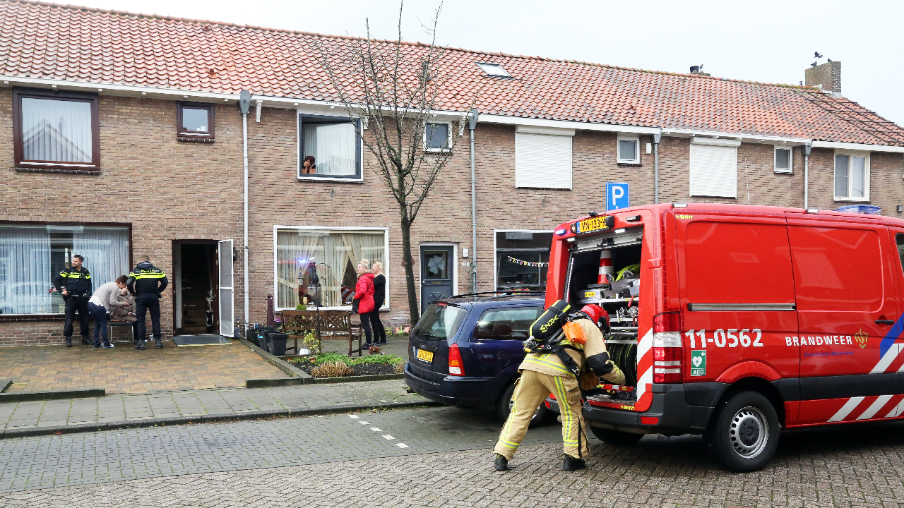 Vlam in de pan in de Narcissenstraat - Nieuw-Volendam