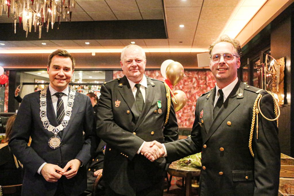 Humor en emotie bij jubilarissen en vertrekkende ‘PoCo’ Brandweer