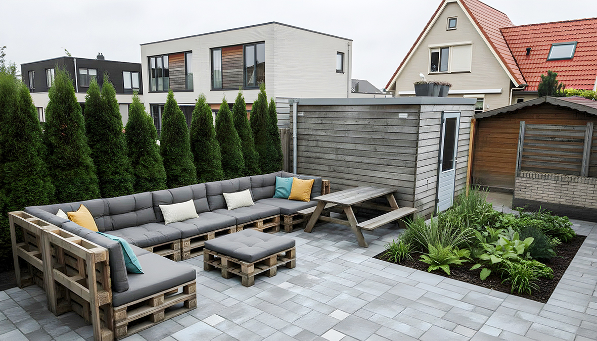 Edam-Volendam één van de weinige gemeenten met subsidie voor onttegelen