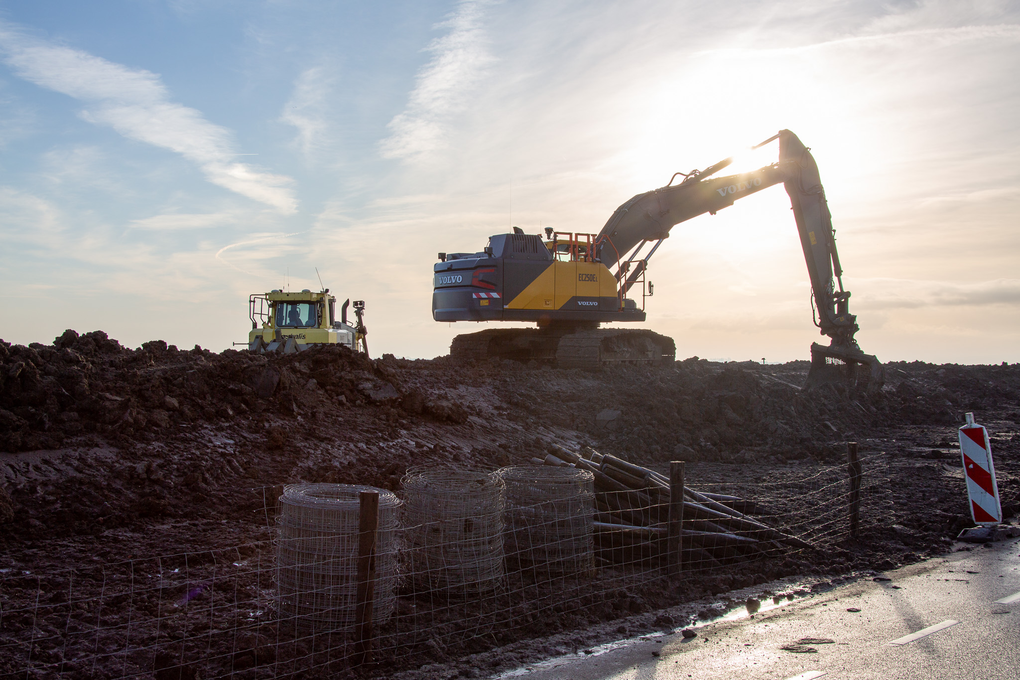 Werk aan Markermeerdijken Katwoude hervat na ecologische pauze