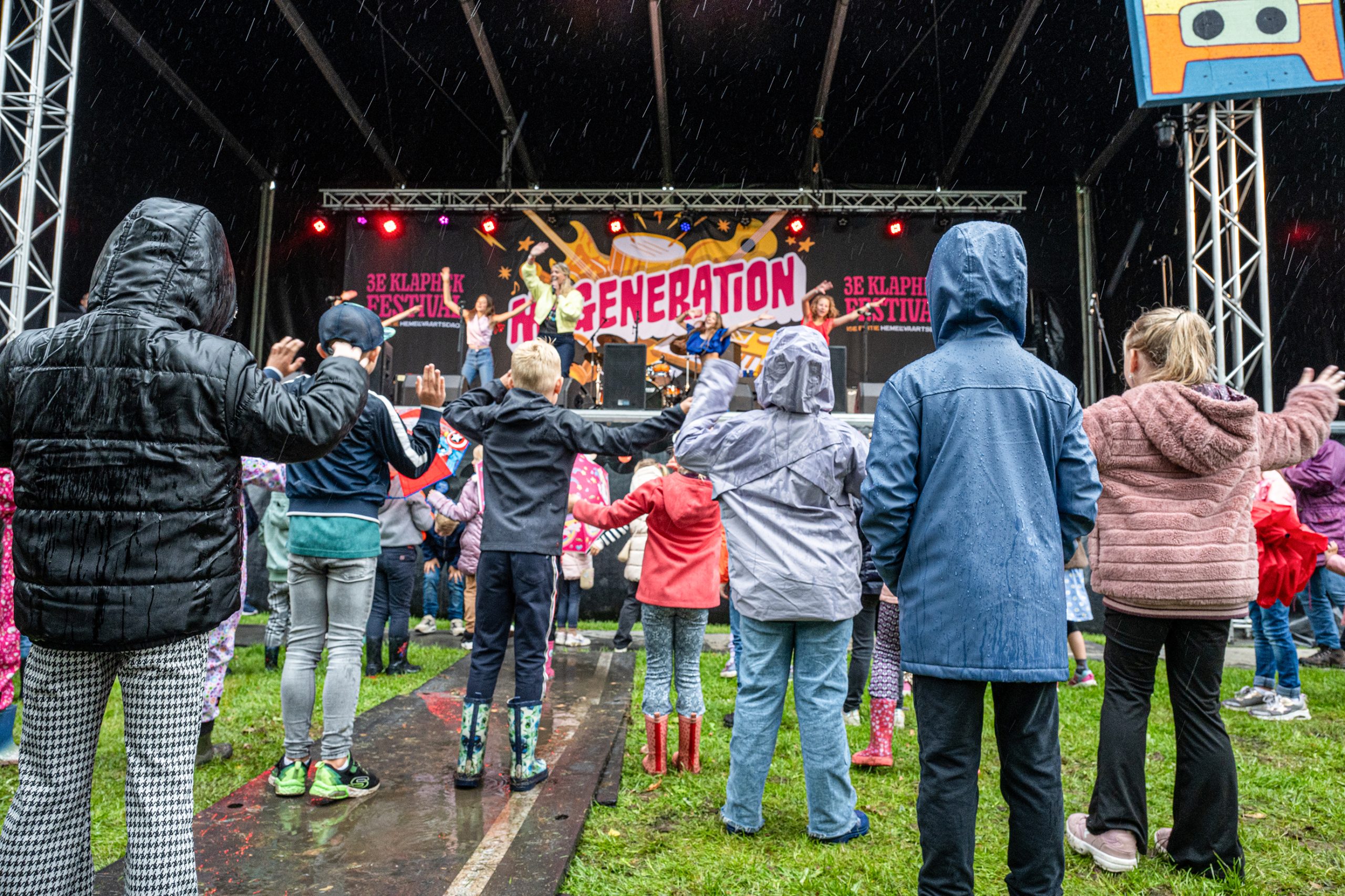 Muziekjuf Linda haalt carnaval naar PX voor jonge kinderen