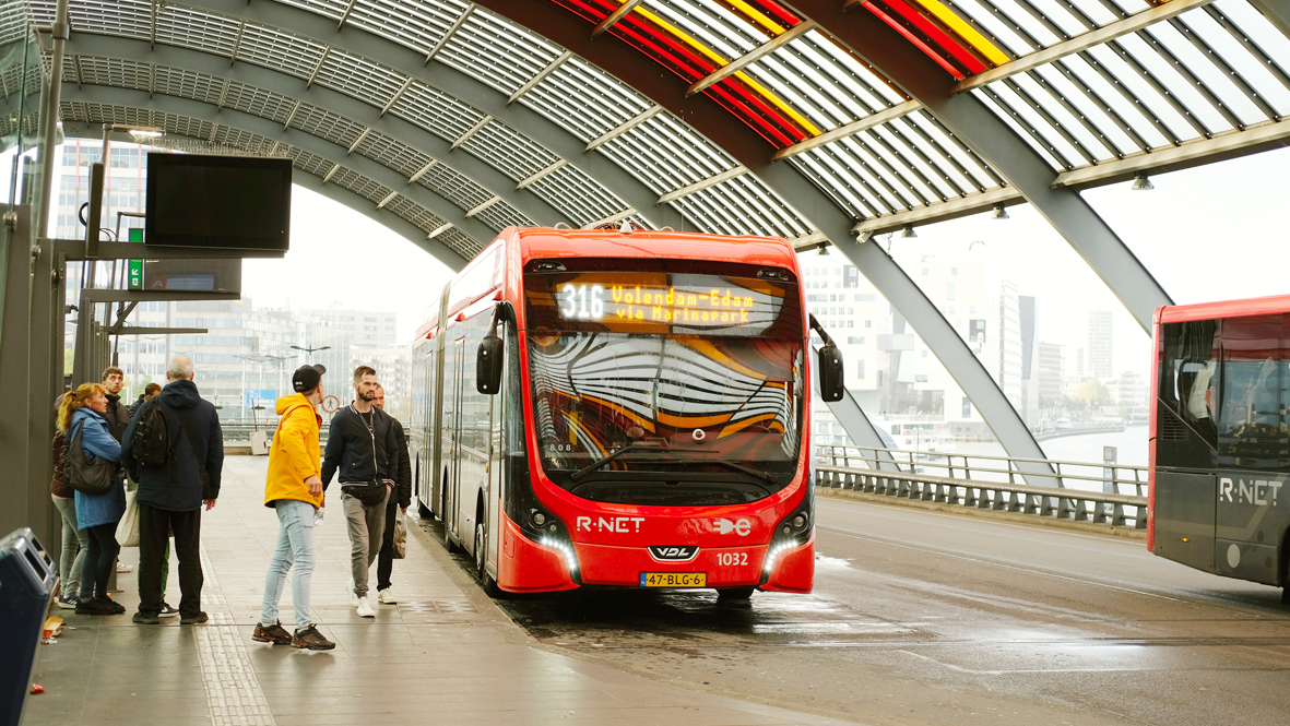 Nieuwe buslijn 273 Volendam Amsterdam Sloterdijk