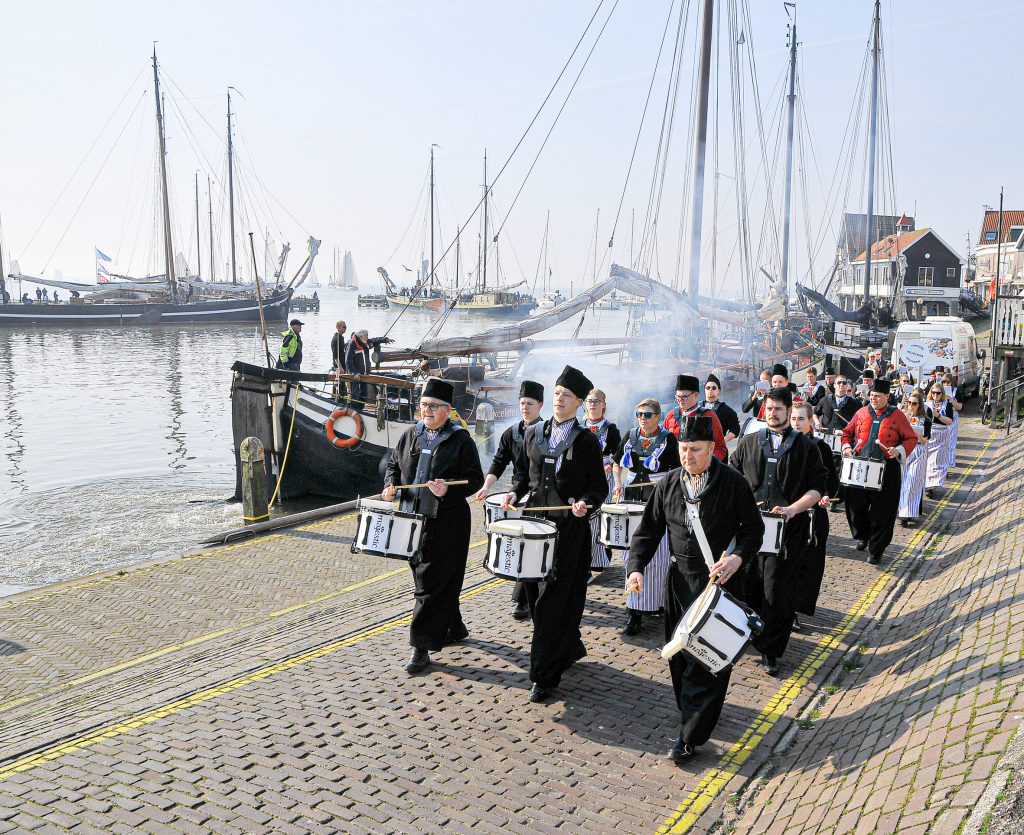 Pieperrace viert 40e editie met tweedaags zeilspektakel in Volendam