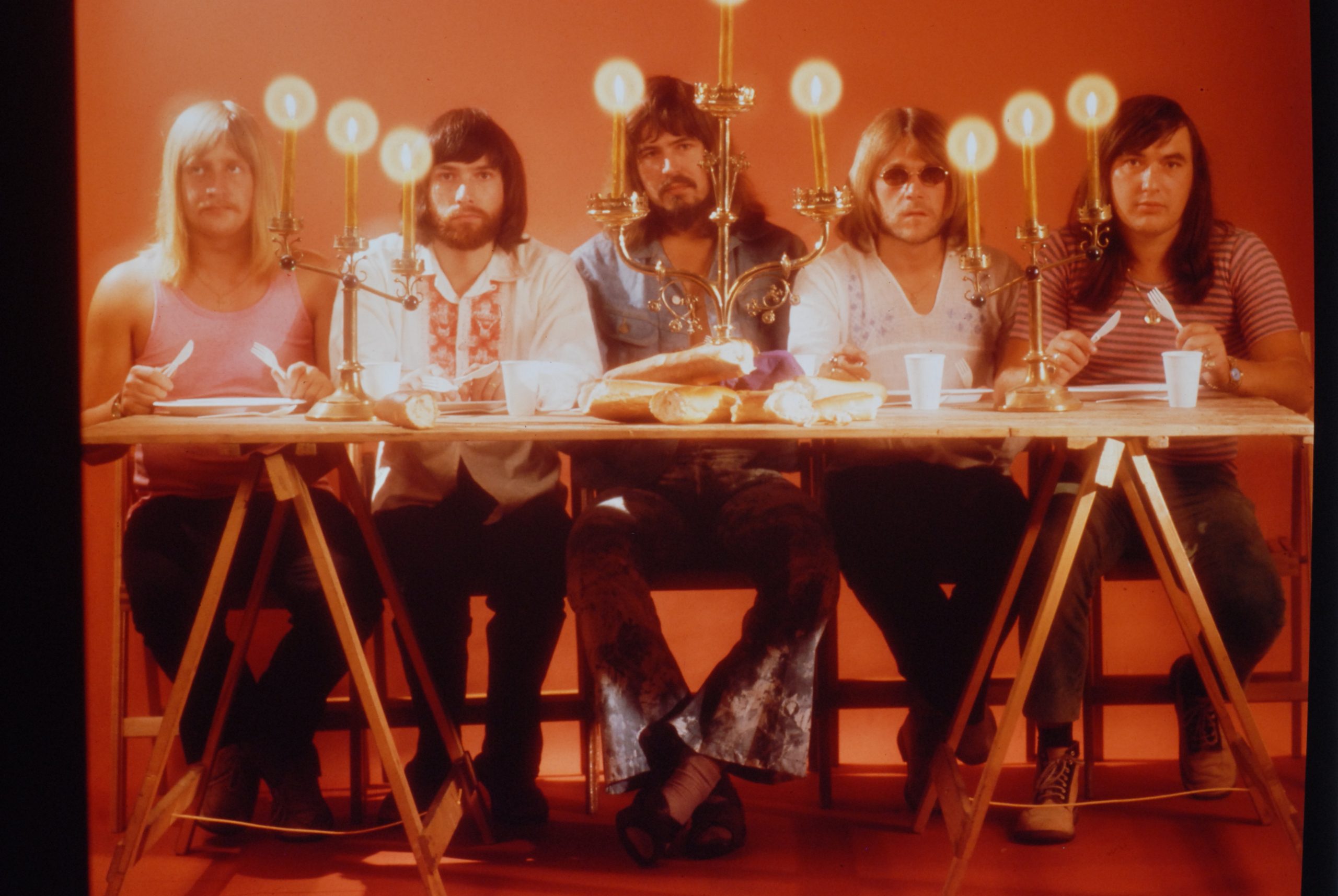 Eindelijk het volledige verhaal van The Cats