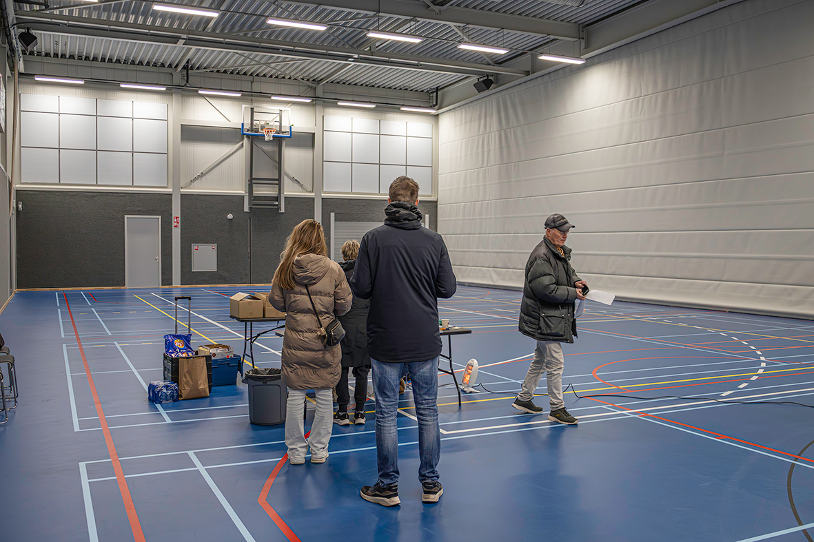 Raad verrechtst; aderlating voor CDA