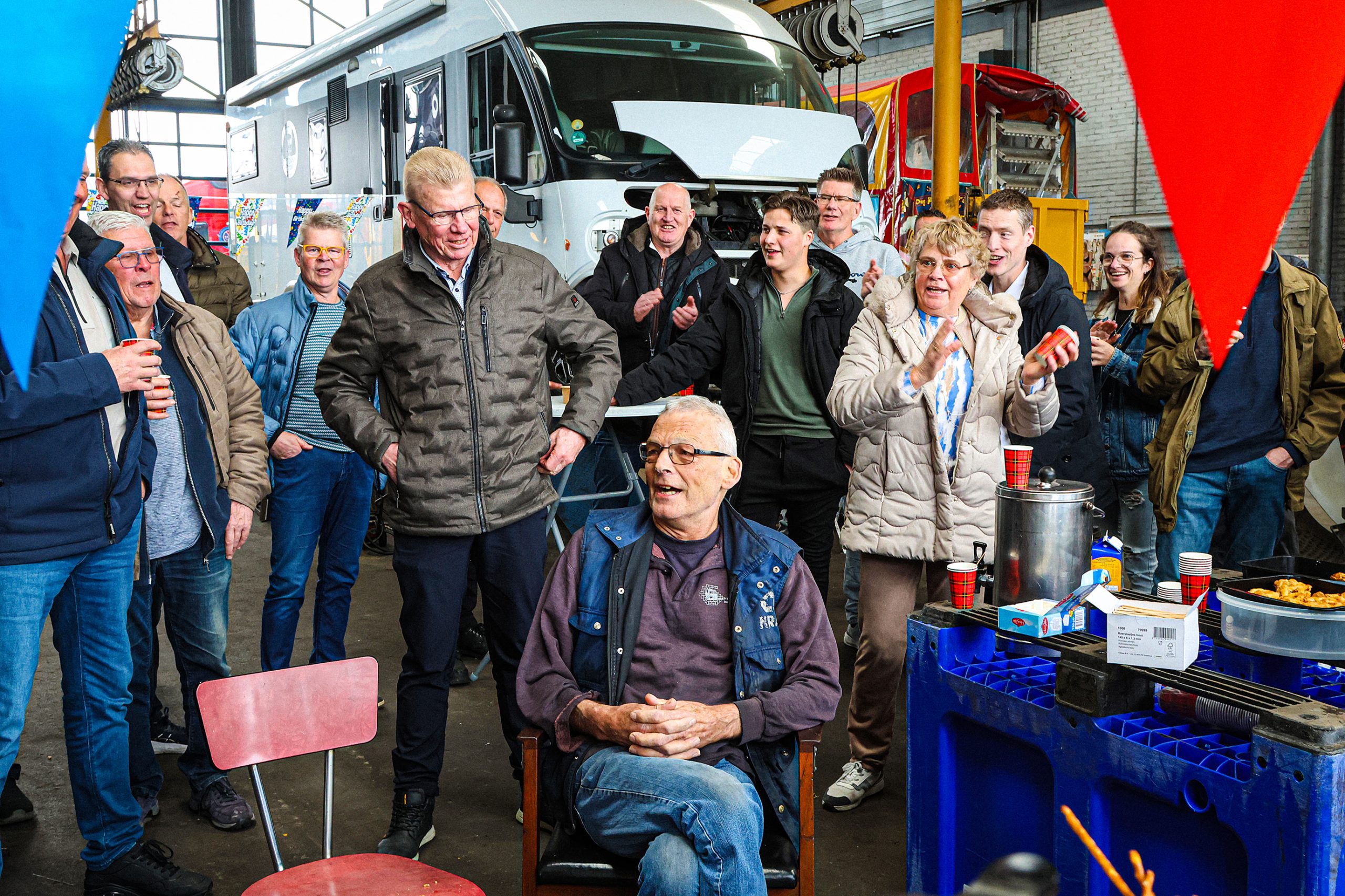 Toeterende erehaag voor het begrip Jan ‘DAF’