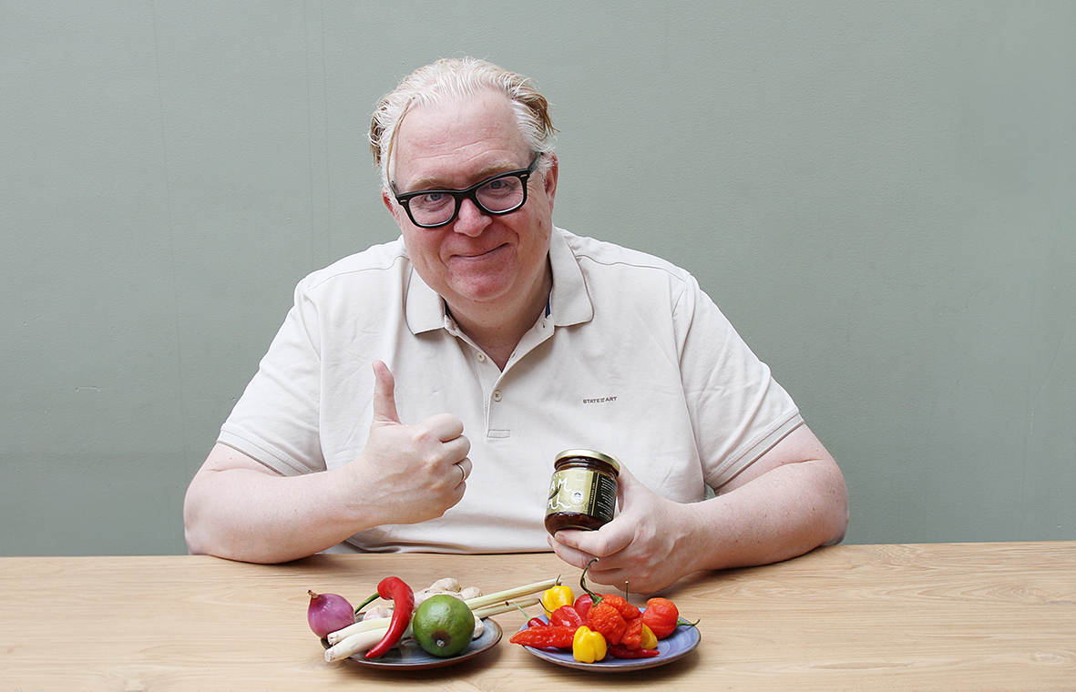 Albert Veerman pakt goud op Europese hotsaucewedstrijd