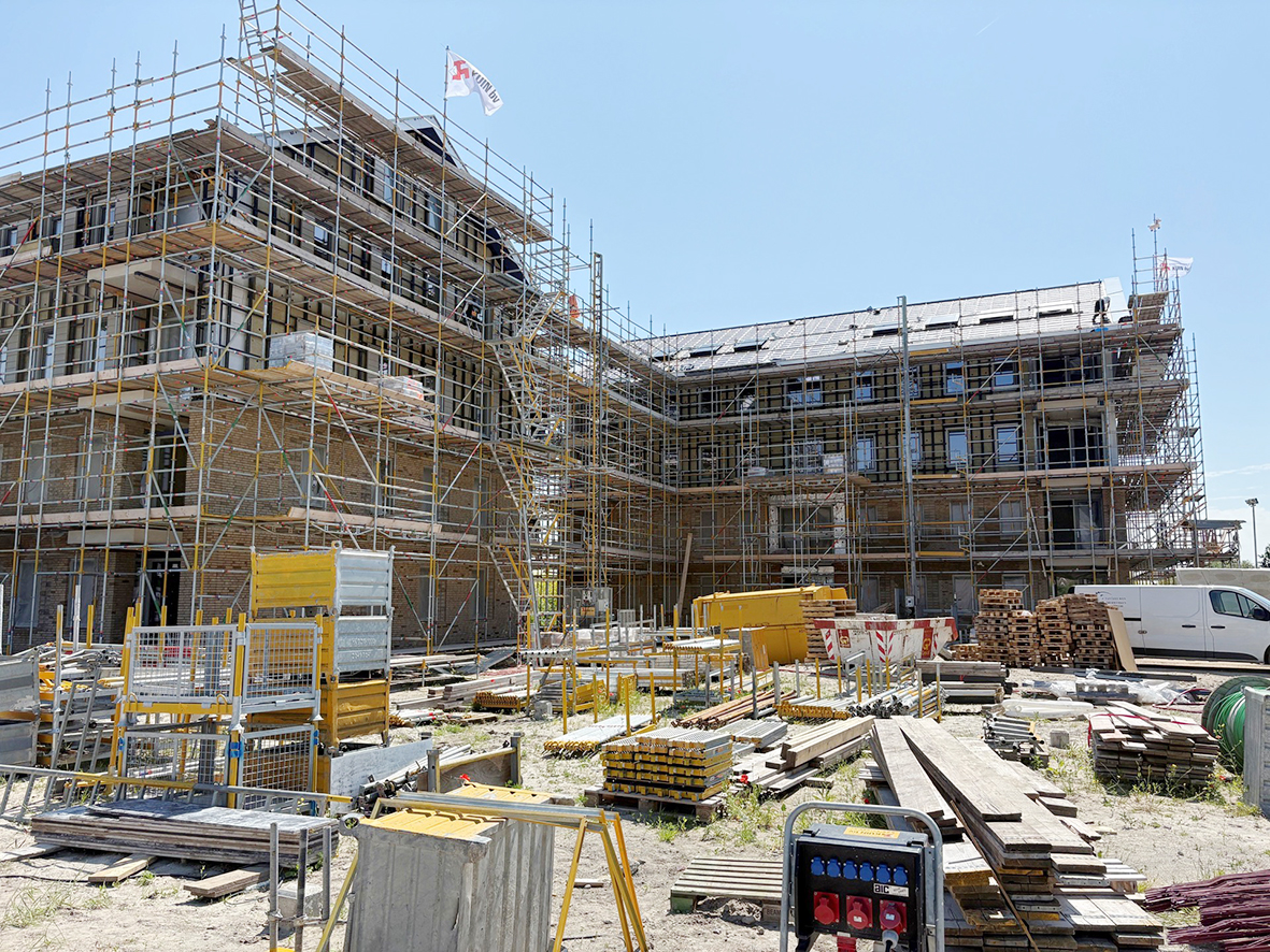 Dak op nieuwe appartementen Waterrijk Oosthuizen