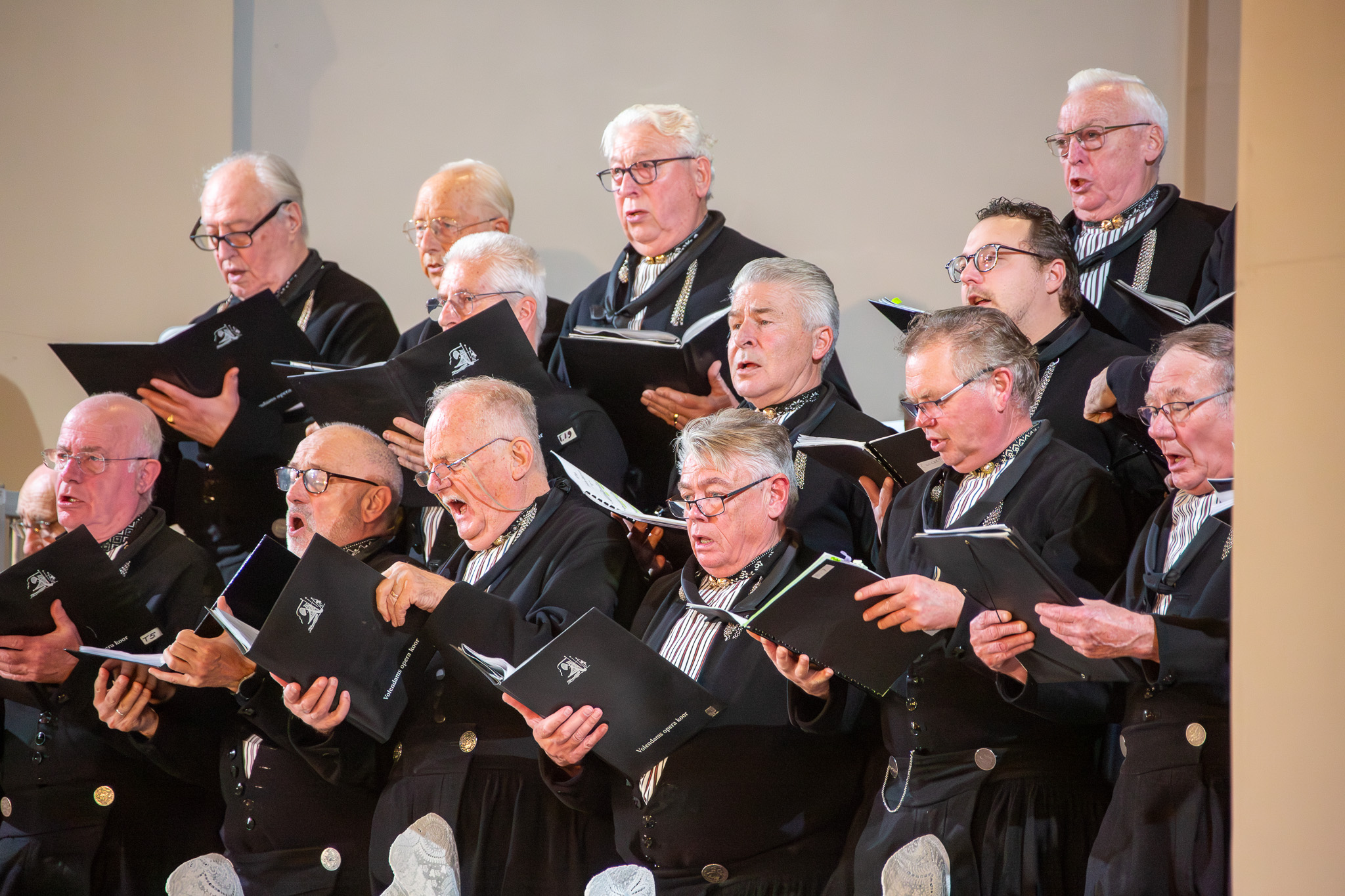 Viering Volendammerdag in de St. Vincentiuskerk