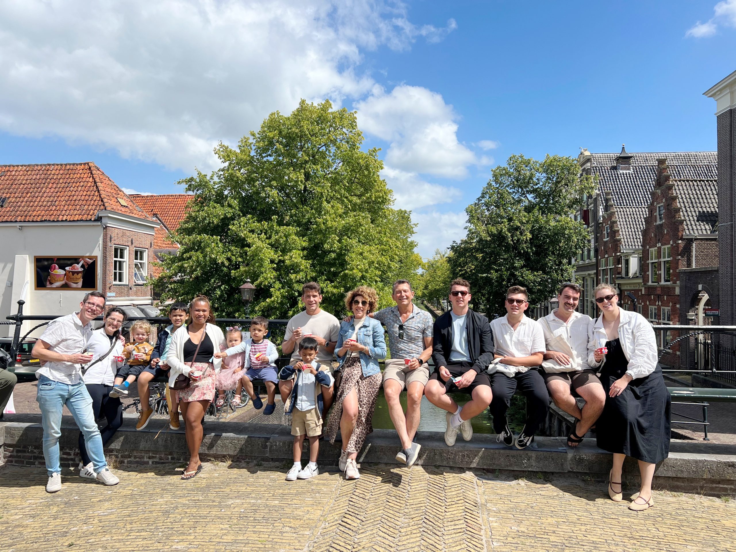 Na zeven jaar eindelijk weer allemaal samen